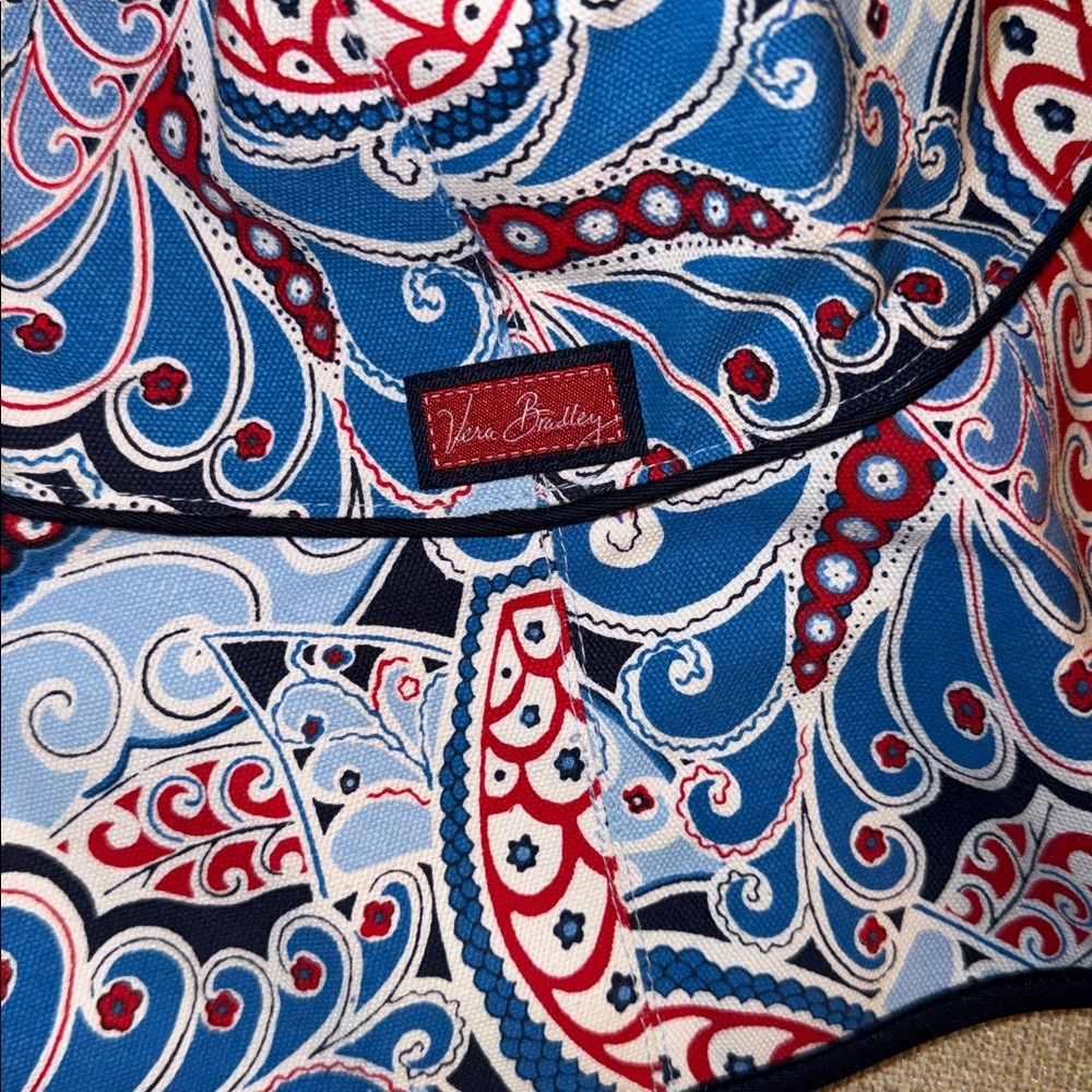Vera Bradley Seaside Collection reversible cotton bucket hat floral & paisley - Picture 3 of 6